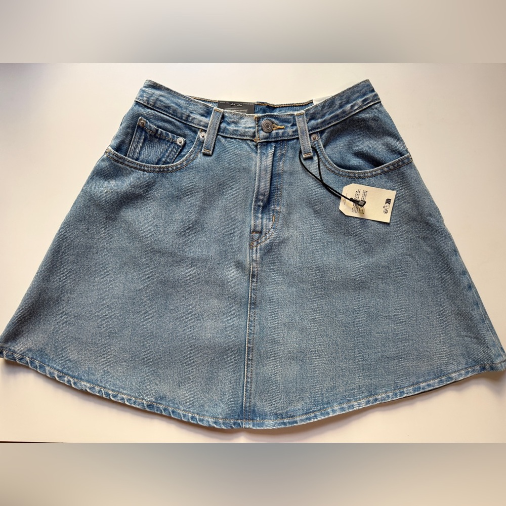NWT Levi's Premium High-Rise A-Line Flounce Mini Denim Skirt Blue-Medium Wash 25 - Picture 9 of 15
